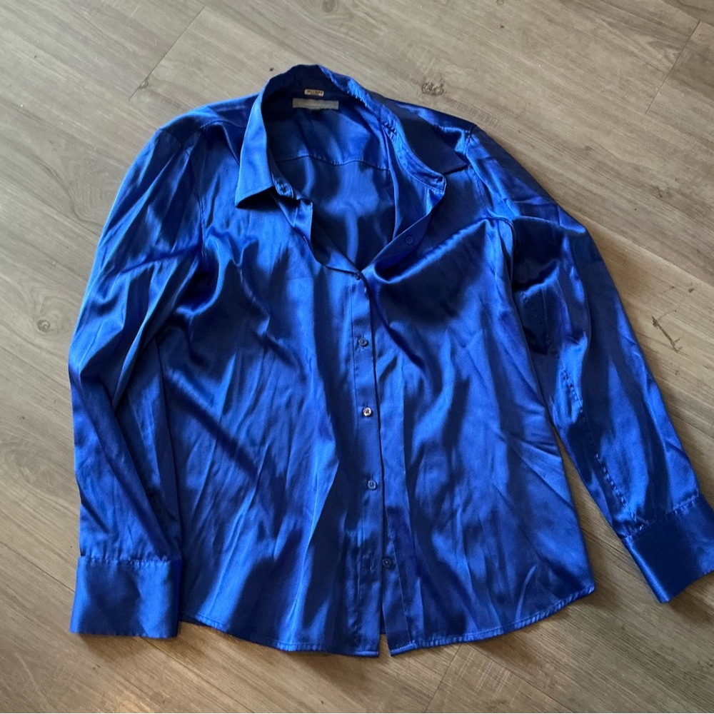 ANTONIO MILANI Blue Satin Button Down Shirt